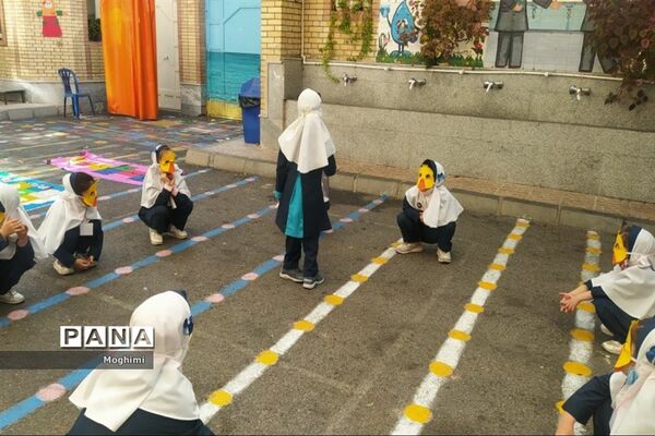 بازی‌های محلی در دبستان فیروزه منطقه ۱۳
