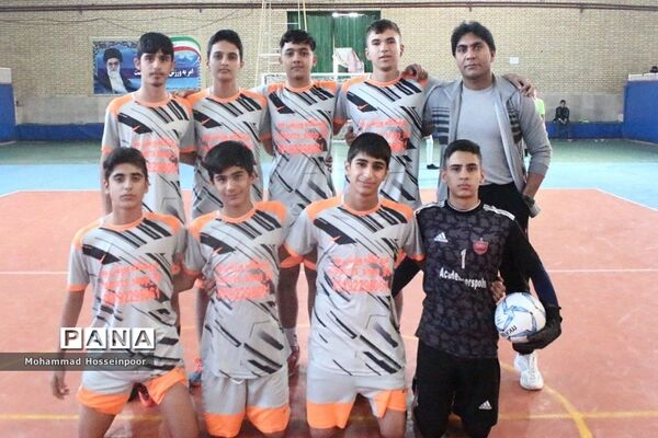 برگزاری مسابقات فوتسال با حضور مربی اسبق تیم ملی در بهارستان‌دو