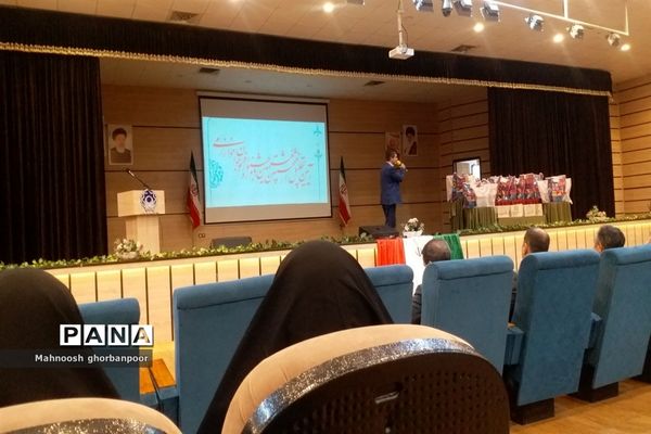 آیین تجلیل از منتخبان هشتمین جشنواره نوجوان خوارزمی