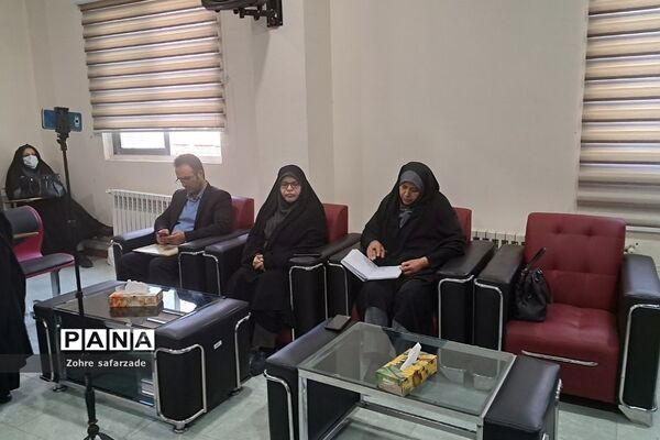 برگزاری کارگاه توانمندسازی دبیران درس تفکر و سبک زندگی در رودهن