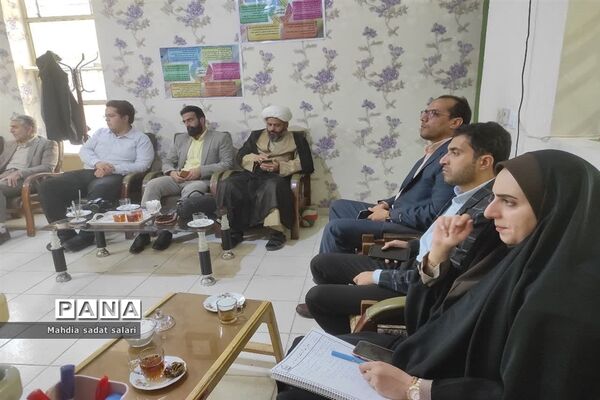 اجرای طرح «نماز نور چشم» در دبستان پاسداران ناحیه ۱ یزد