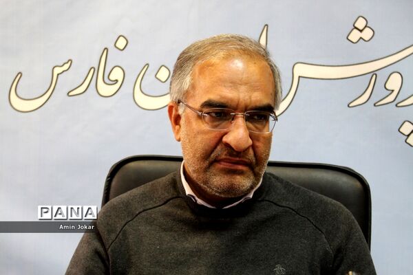نشست هماهنگی برگزاری مانور سراسری ایمنی مدارس در برابر زلزله در فارس
