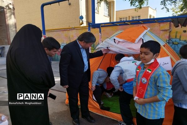 بیست‌و‌چهارمین مانور سراسری زلزله و ایمنی در مدارس  ناحیه 4 شیراز