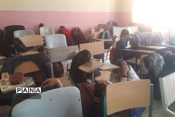 بیست و چهارمین مانور سراسری زلزله و ایمنی در مدارس ابرکوه