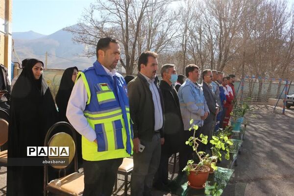 برگزاری مانور سراسری زلزله درمدارس شهرستان فیروزکوه
