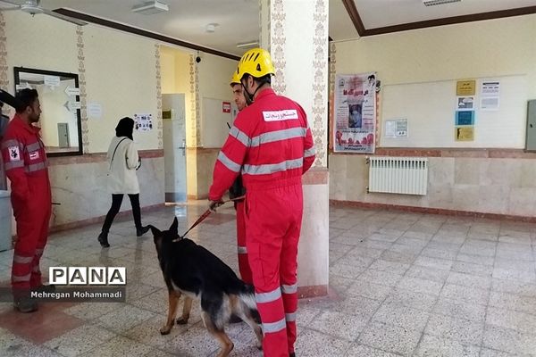 بیست‌وچهارمین مانور سراسری زلزله و ایمنی مدارس با حضور نیروهای عملیاتی