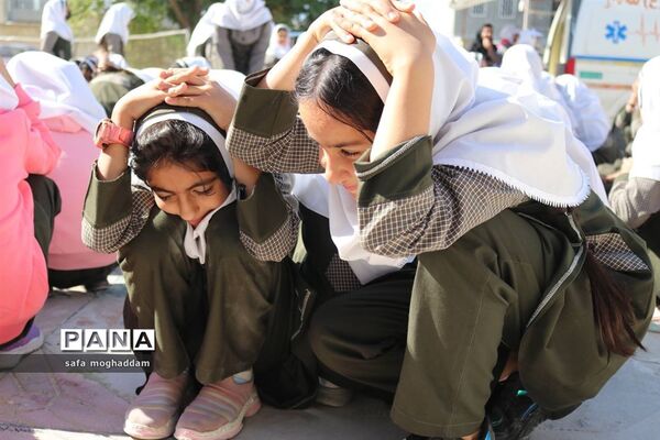 بیست و چهارمین مانور سراسری زلزله و ایمنی مدارس گله‌دار استان فارس