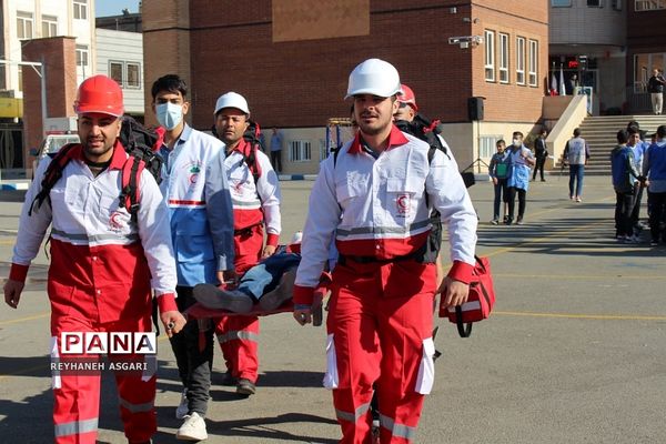 بیست و چهارمین مانور سراسری زلزله و ایمنی شهرستان‌های استان تهران، به میزبانی شهرستان قرچک