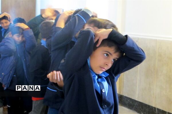 بیست و چهارمین مانور سراسری زلزله و ایمنی در مدارس شهرستان پردیس