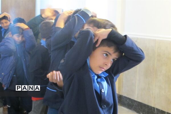 بیست و چهارمین مانور سراسری زلزله و ایمنی در مدارس شهرستان پردیس