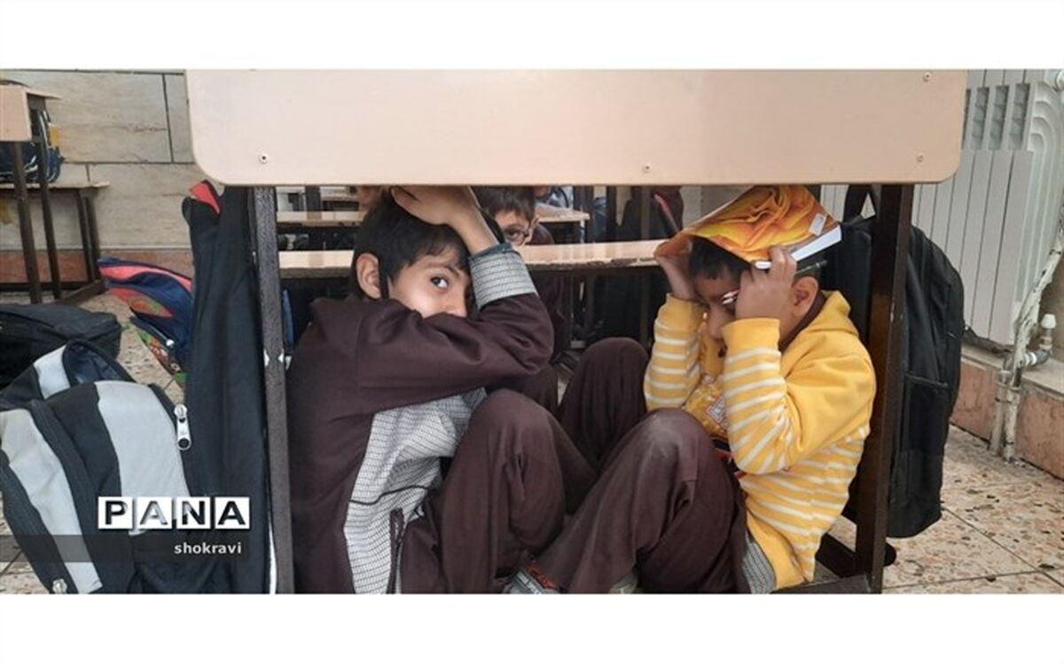 آموزش همگانی و آگاهی نسبت به وظایف هر فرد در هنگام بروز حوادث و بلایای طبیعی ضروری است
