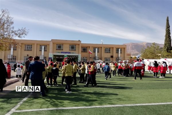 بیست و چهارمین مانور سراسری زلزله و ایمنی در دبستان حضرت مسلم (ع) ناحیه دو شیراز