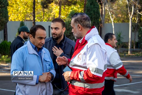 بیست و چهارمین مانور سراسری زلزله و ایمنی مدارس در اصفهان - 1