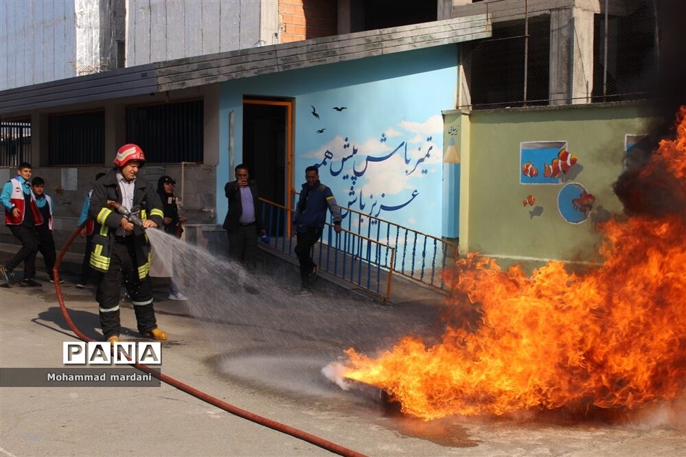 مانور سراسری زلزله در ساری