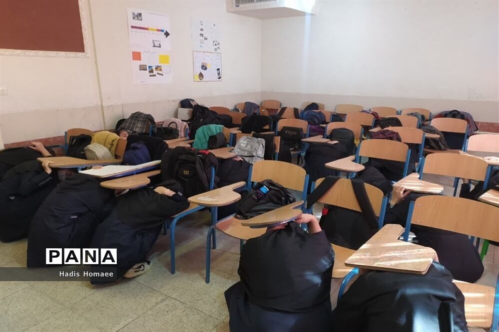 بیست و چهارمین مانور سراسری زلزله و ایمنی مدارس در شهرستان فسا