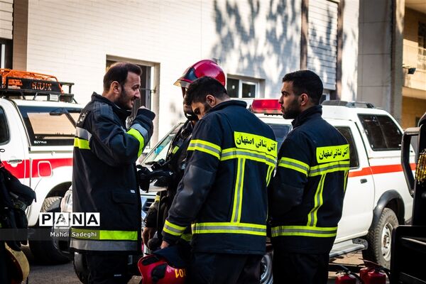 بیست و چهارمین مانور سراسری زلزله و ایمنی مدارس در اصفهان - 4