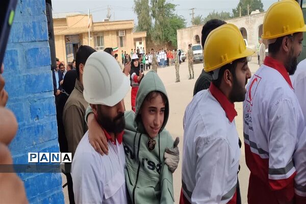 آیین نواختن زنگ مانور سراسری زلزله و ایمنی در شهرستان کارون