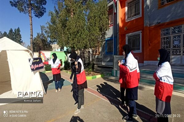 بیست و چهارمین مانور سراسری زلزله و ایمنی در مدارس دخترانه کاشمر