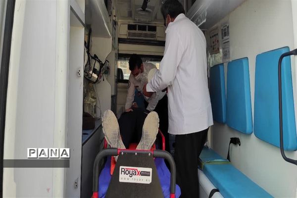 بیست و چهارمین مانور سراسری زلزله و ایمنی مدارس در دبیرستان شهید فرهادی امیدیه