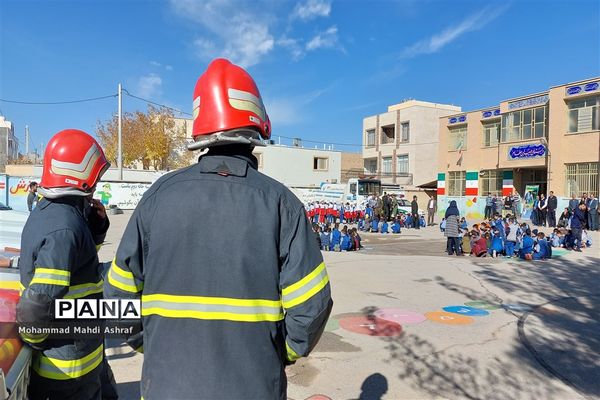 بیست و چهارمین مانور زلزله و ایمنی مدارس در نائین