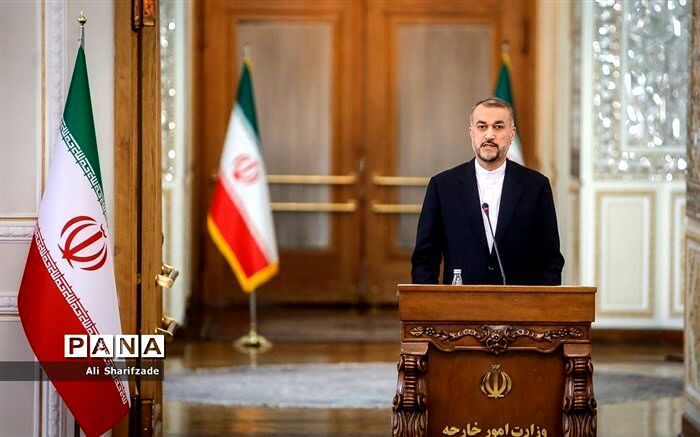 رایزنی وزیر امور خارجه و چاووش اوغلو در مورد تشدید تنش در مرزهای ترکیه و سوریه