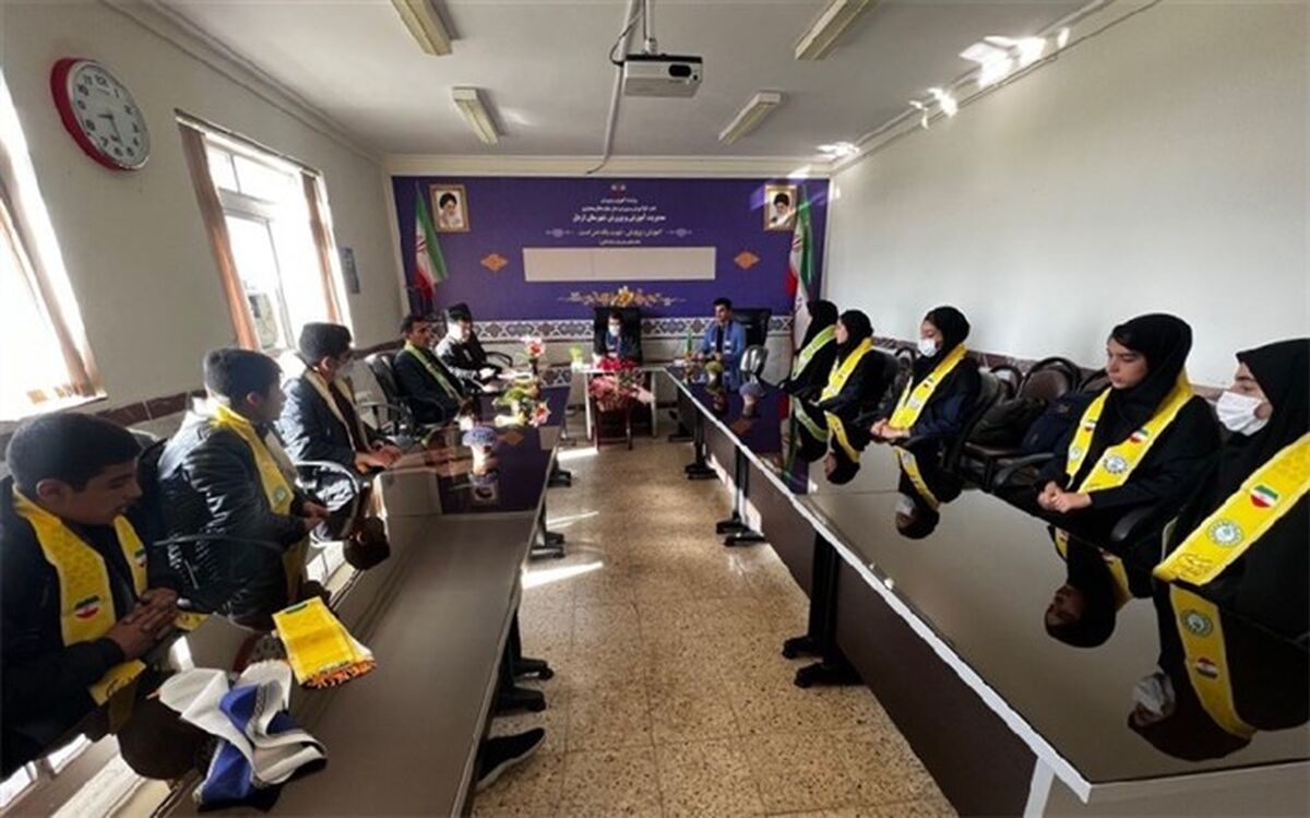 برگزاری جلسات مجمع در پیشبرد اهداف عالی آموزش و پرورش اهمیت بالایی دارد
