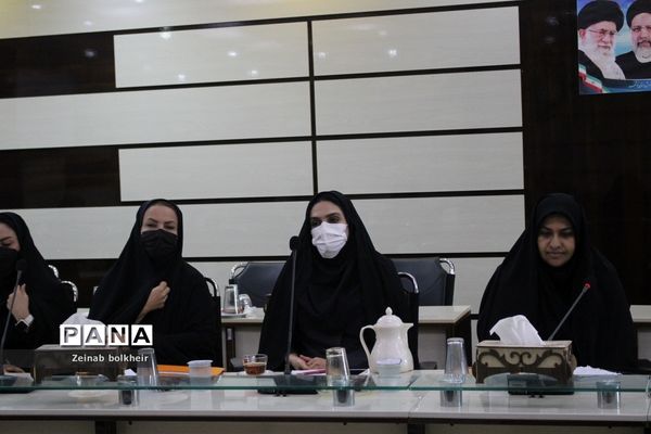 جلسه شورای برنامه‌ریزی و نظارت کودکستان‌های استان بوشهر