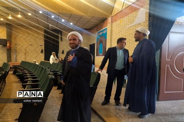 جشن ریحانه ویژه دانش‌آموزان ناحیه 3 شیراز