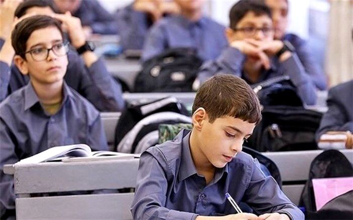 مهم‌ترین و چالشی‌ترین موضوع در بحث آموزش، فقر آموزشی است/ فیلم