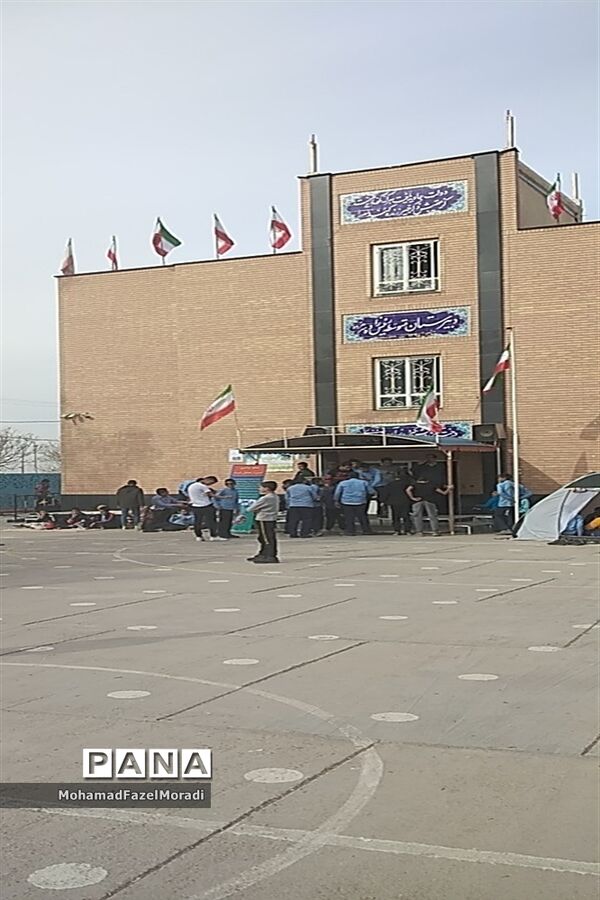 برگزاری اردوی درون مدرسه‌ای دبیرستان رئیس‌زاده خلیل‌آباد