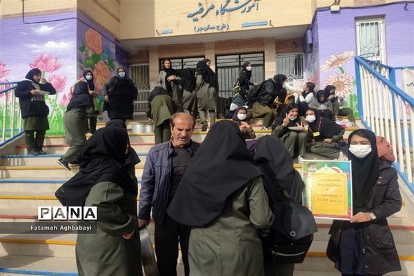 برگزاری جشن در دبیرستان مرضیه به‌مناسبت ولادت حضرت زینب