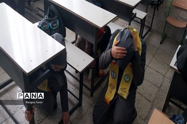بیست و چهارمین مانور سراسری زلزله و ایمنی مدارس در شهرستان جعفرآباد قم-2