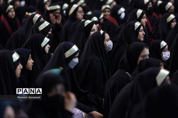 همایش دختران زینبی در حرم حضرت معصومه(س)-1