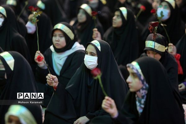 همایش دختران زینبی در حرم حضرت معصومه(س)-1