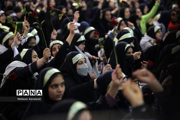 همایش دختران زینبی در حرم حضرت معصومه(س)-1