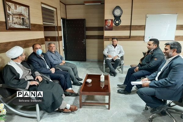 تجلیل امام جمعه خرمدره از پرستاران