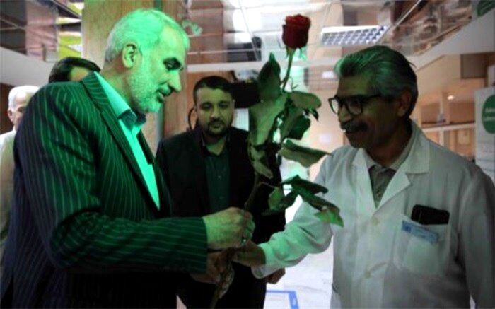 بازدید یوسف نوری از درمانگاه فرهنگیان و تبریک روز پرستار