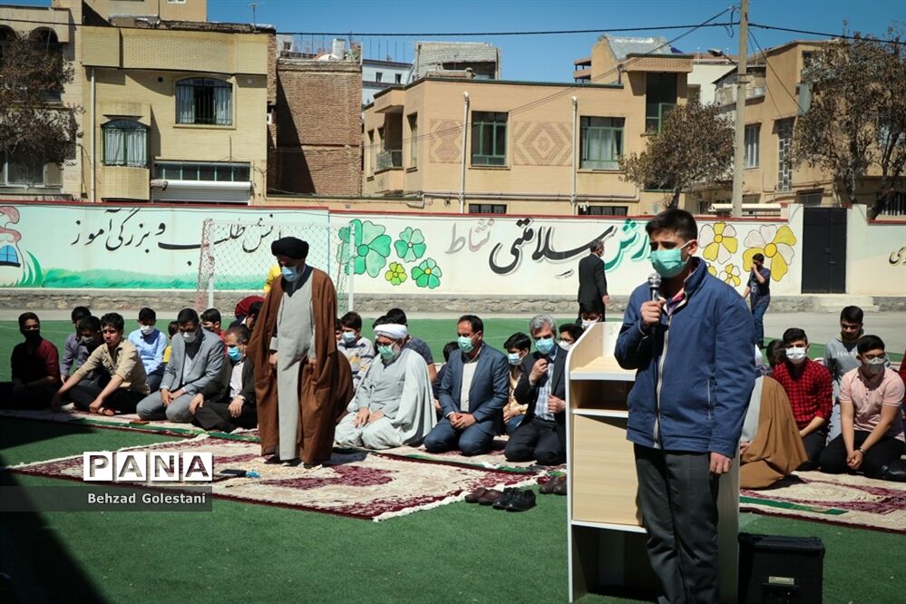 حضور روحانیون در مدارس موجب ارتقای فرهنگ دینی می‌شو‌د