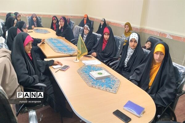 اردوی فرهنگی و تشکیلاتی دختران عضو اتحادیه انجمن‌های اسلامی دانش‌آموزان در قائمشهر