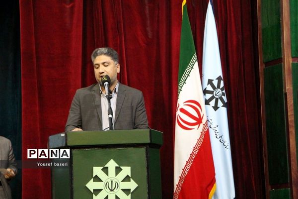 نشست صمیمی وزیر آموزش و پرورش با فرهنگیان استان یزد