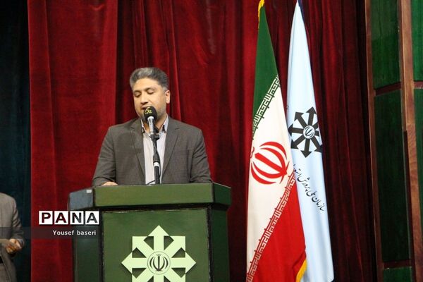 نشست صمیمی وزیر آموزش و پرورش با فرهنگیان استان یزد