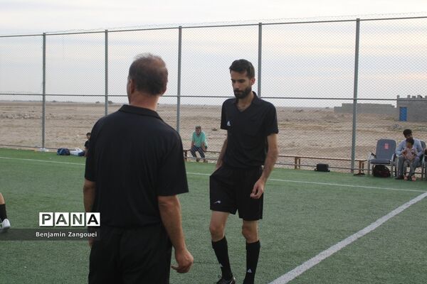 مسابقات مینی فوتبال جام پرچم روستاهای بخش چغادک شهرستان بوشهر