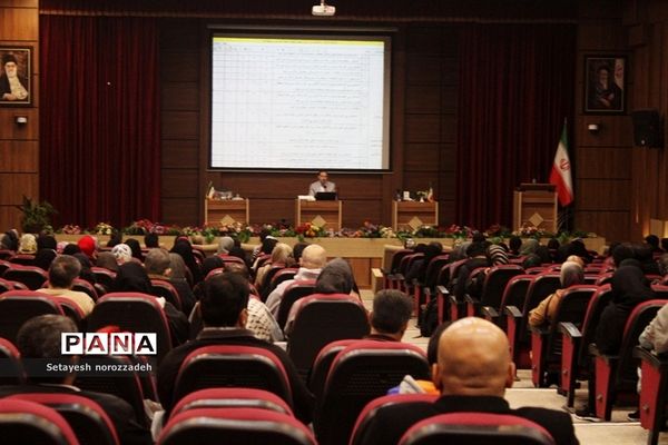 کارگاه مشاوره ویژه اولیا دانش‌آموزان مرکز پرورش استعداد‌های درخشان دارالفنون شهریار