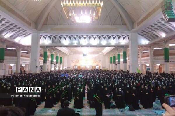 همایش دختران زینبی در حرم حضرت معصومه(س)-2