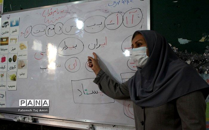 تاثیر معلم بر دانش‌آموزان از ‌تربیت خانواده بیشتر است