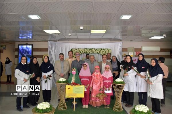 حضور فرهنگیان جهرم در مراکز درمانی و تقدیر از تلاش پرستاران