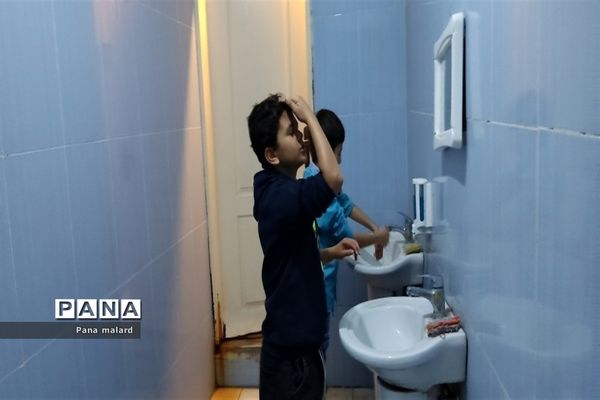 اجرای طرح روان‌خوانی قرآن و محراب در دبستان نیکان ملارد