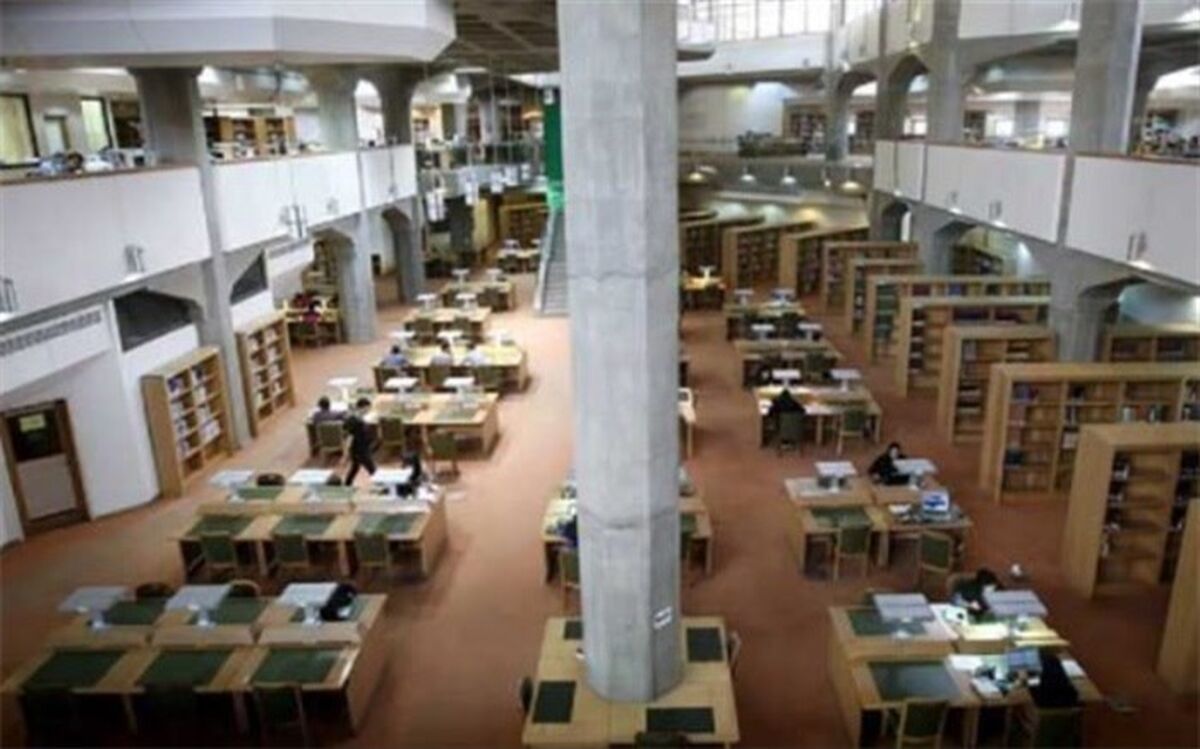 مجموعه اسناد کاردار سفارت ایران در چین در دوره جنگ جهانی دوم به کتابخانه ملّی  اهدا شد