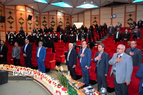 نشست تبیین سند تحول در آموزش و پرورش منطقه 3