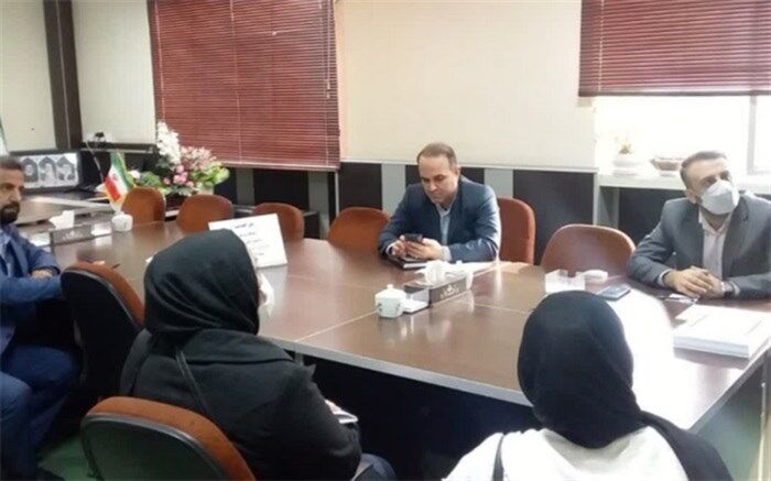 حل مشکلات و پیگیری درخواست‌ اولیای دانش‌آموزان با برپایی میز خدمت میسر است